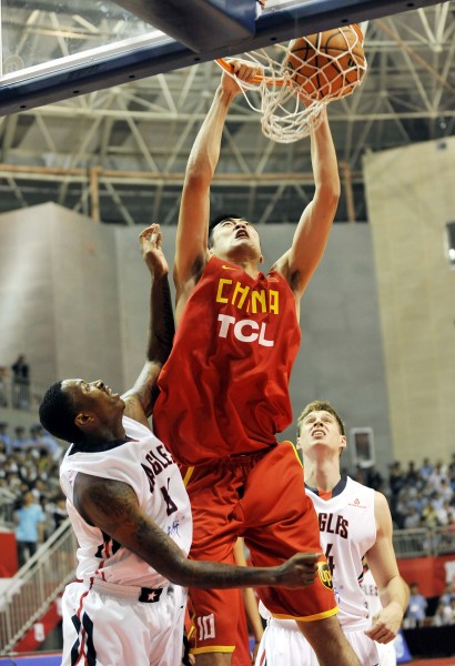 河南1-1云南，阿奇姆彭破门，史成龙送礼恩里克扳平