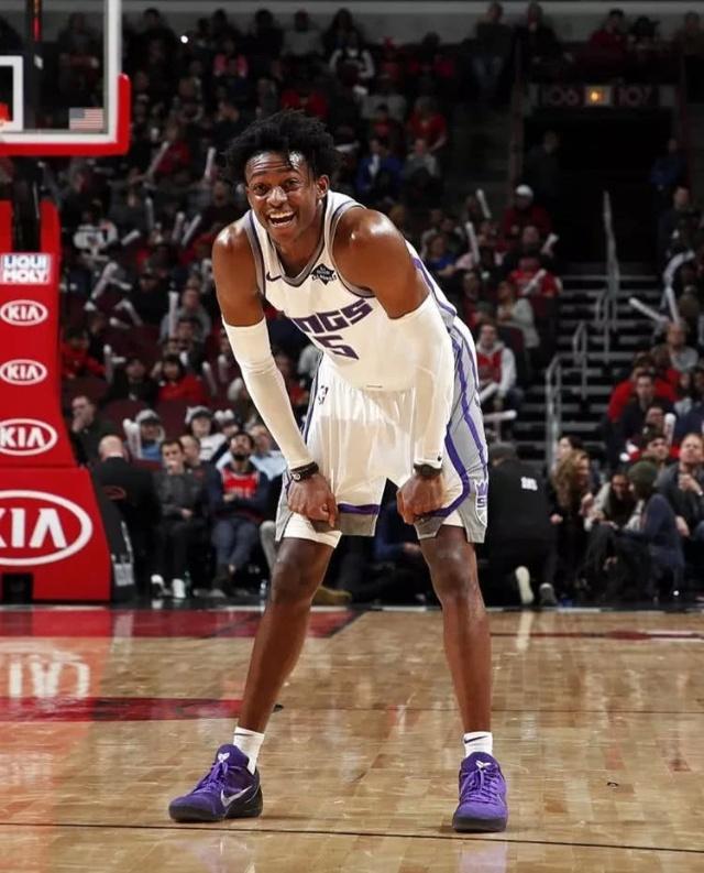 特朗普：我踢球的水平与C罗梅西差不太多，速度可能更快一点