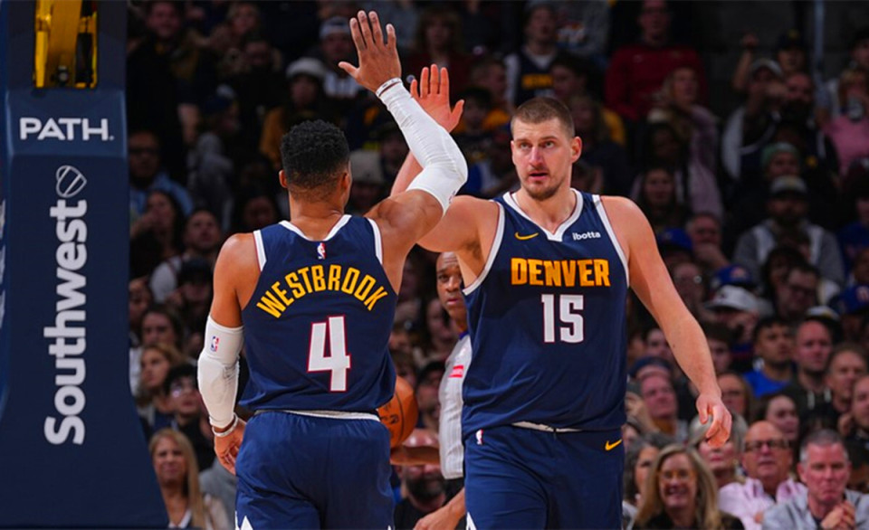 凯恩：其实还不太适应作为替补登场，下半场球队发挥更出色