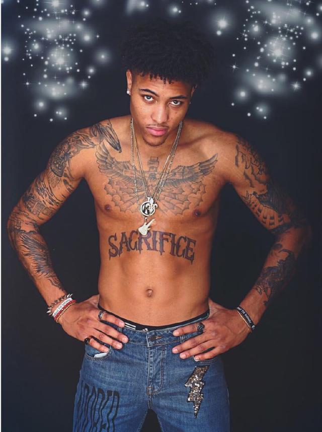 维斯塔潘和诺里斯黄胎起步，皮亚斯特里使用硬胎起步