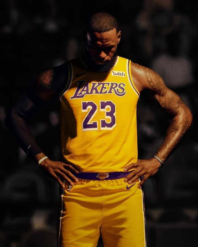 斯基拉：国米派球探考察卡利亚里20岁的右翼卫帕莱斯特拉